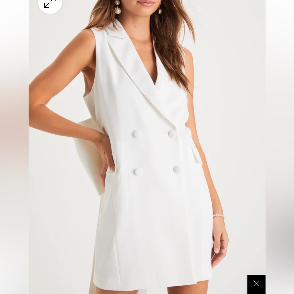 Lulus Confidently Classy White Sleeveless Bow Blazer Mini Dress